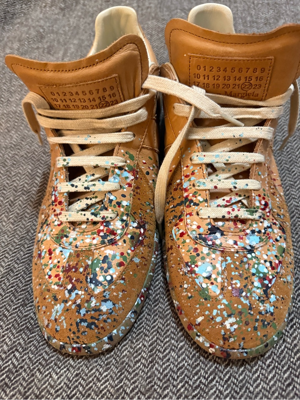 Maison Martin Margiela Kids Tan Leather Sneakers with Multicolor Paint Splatter - Picture 3 of 6